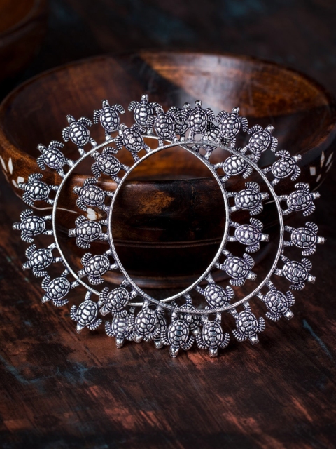 

MORKANTH JEWELLERY Set Of 2 Silver Plated Sterling Silver Oxidised Bangles