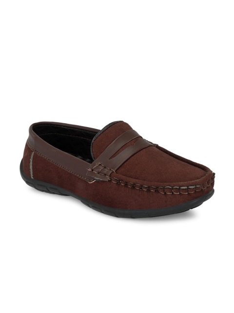 

TUSKEY Boys Brown Textured Loafers