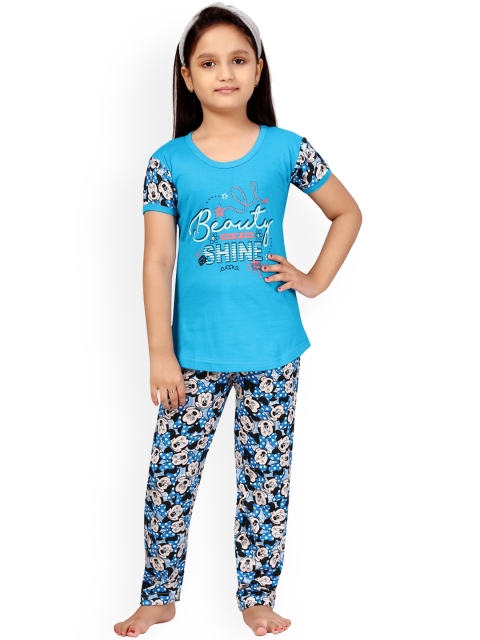 

Aarika Girls Blue & White Printed Pure Cotton Night suit