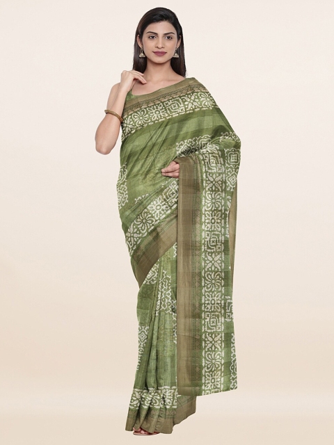 

Pothys Green & White Ethnic Motifs Cotton Blend Saree