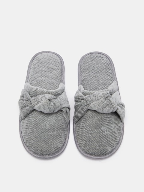 

shoexpress Women Grey Room Slippers