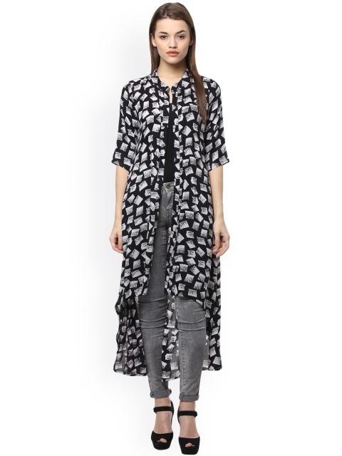 

Hapuka Black & White Printed Shrug