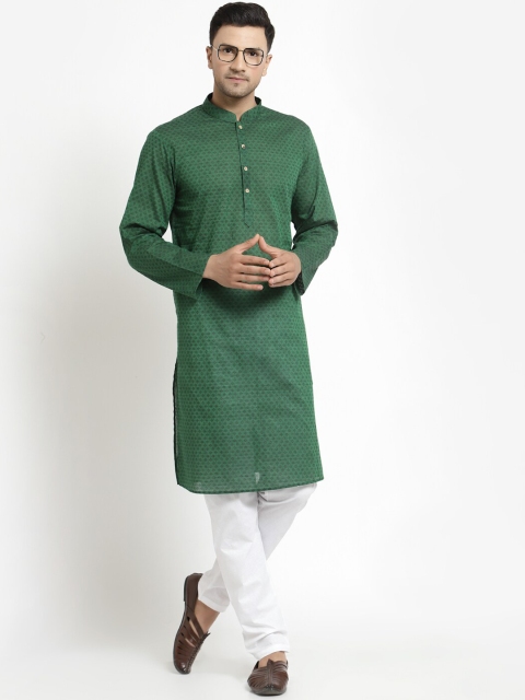 

MOHANLAL SONS Men Green Printed Kurta with Pyjamas