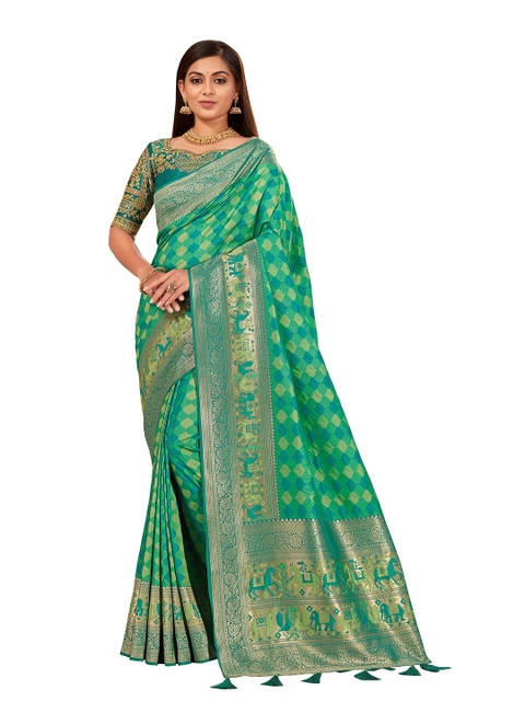 

MANOHARI Green & Gold-Toned Floral Sequinned Silk Blend Banarasi Saree