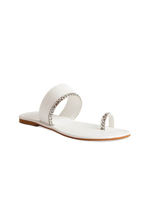 

ERIDANI Women White Embellished One Toe Flats