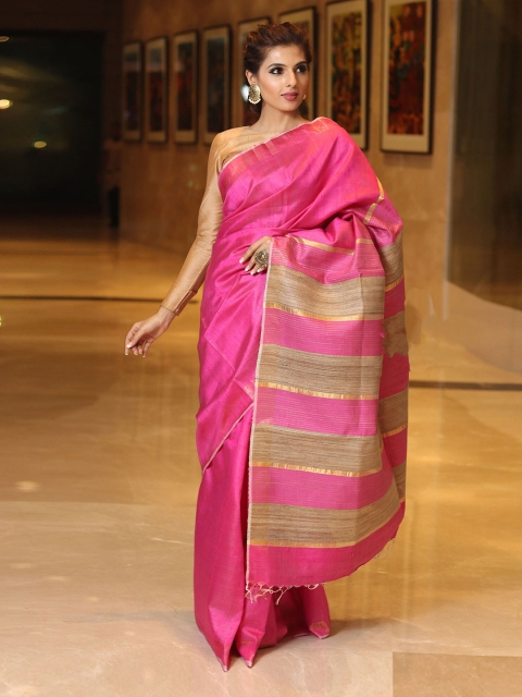 

BEATITUDE Pink & Beige Woven Design Pure Silk Saree