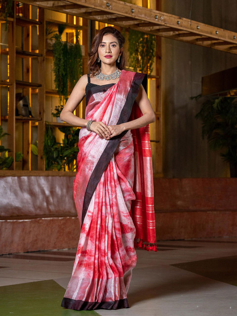 

BEATITUDE Red & Silver-Toned Tie and Dye Pure Linen Saree