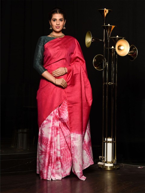 

BEATITUDE Red & White Tie and Dye Silk Blend Saree