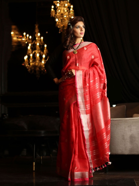 

BEATITUDE Red & Golden Embroidered Zari Pure Linen Saree