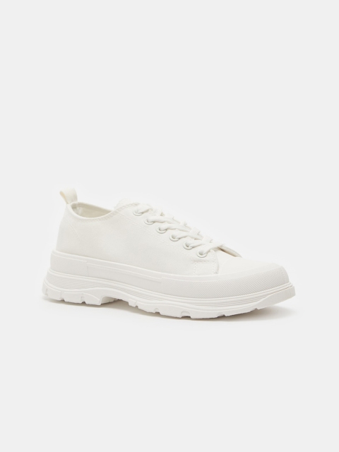 

shoexpress Women White Textured Sneakers