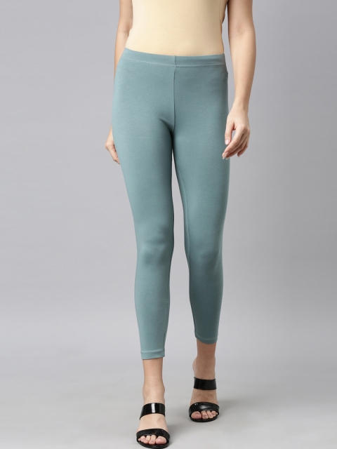 

Go Colors Women Green Solid Slim-Fit Three-Fourth Length Leggings