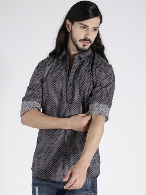 

Antony Morato Men Navy Blue Slim Fit Printed Casual Shirt