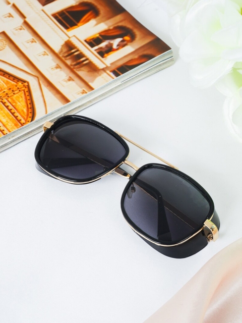 

Ferosh Unisex Black Lens & Black Wayfarer Sunglasses
