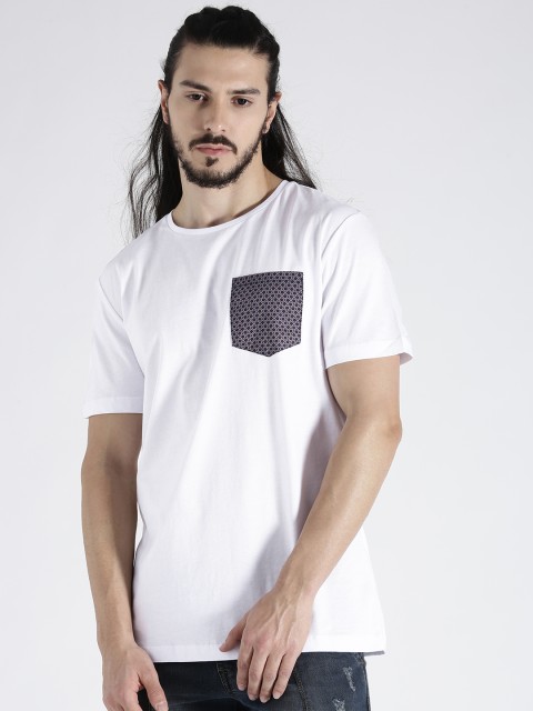 

Antony Morato Men Off-White Solid Round Neck T-shirt