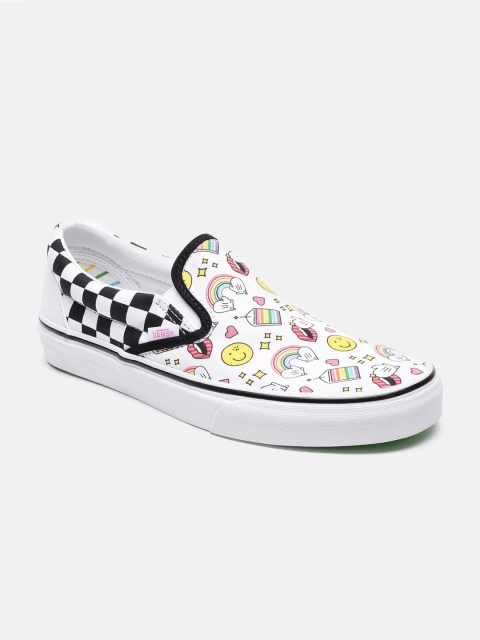 

Vans Men White Printed Slip-On Sneakers