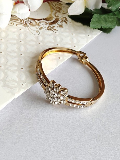 

ANNA CREATIONS Women Gold-Toned & White Gold-Plated Kada Bracelet