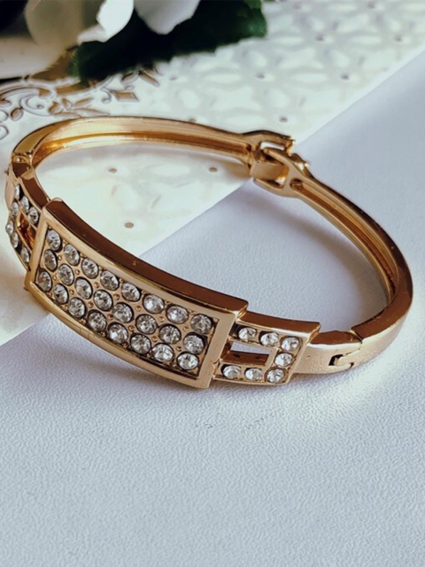 

ANNA CREATIONS Women Gold-Toned & White Gold-Plated Kada Bracelet