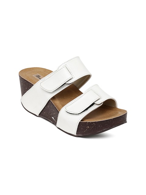 

Bruno Manetti Women White Wedges