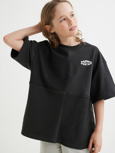 

H&M Boys Black Printed T-shirt