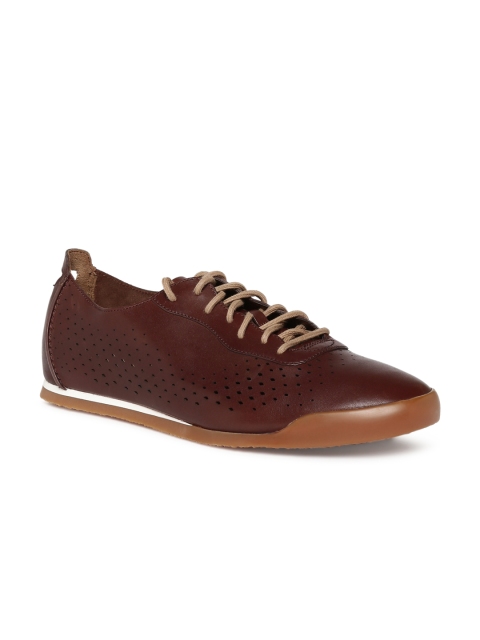 

Clarks Men Brown Leather Sneakers with Laser Cuts