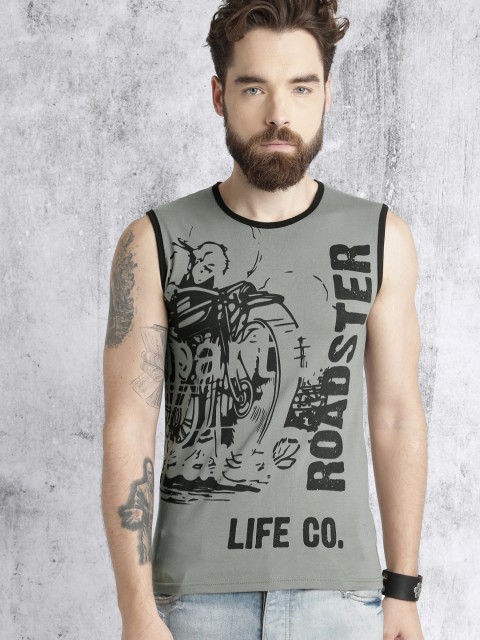 

Roadster Men Grey Printed Round Neck T-shirt