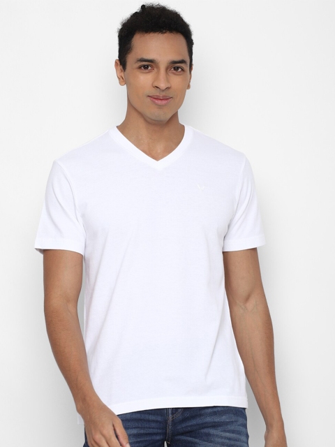 

AMERICAN EAGLE OUTFITTERS Men White V-Neck T-shirt