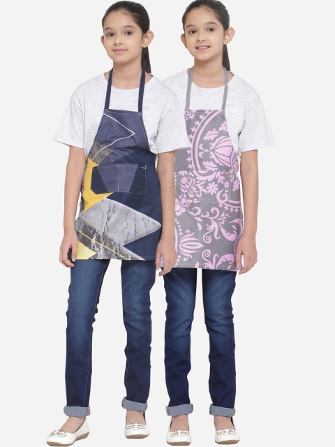 

KLOTTHE Unisex Pack Of 2 Kids Printed Aprons, Multi