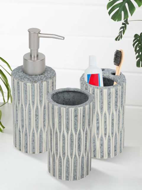 

House Of Accessories Set Of 3 Grey Textured Bathroom Set
