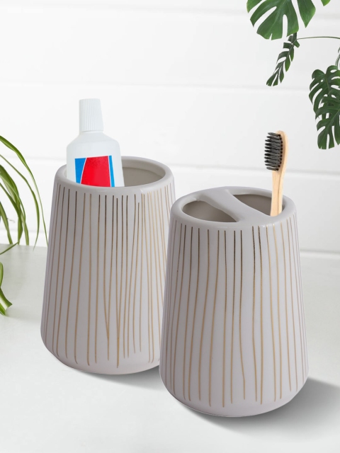 

House Of Accessories Set Of 2 White Ceramic Toothbrush Holders