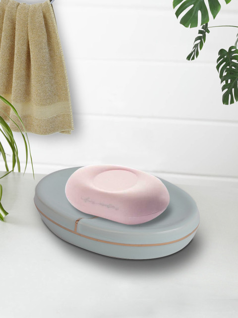 

House Of Accessories Sea Green Patterned Soap Dish
