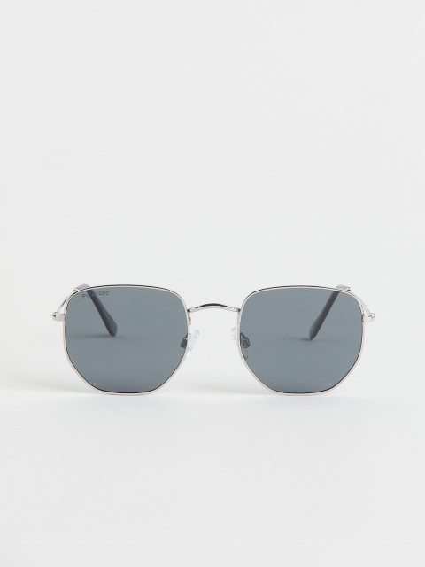 

H&M Men Black Polarised Sunglasses