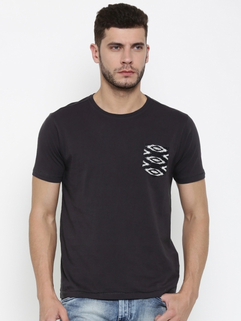 

Ed Hardy Men Charcoal Grey Solid Round Neck T-shirt