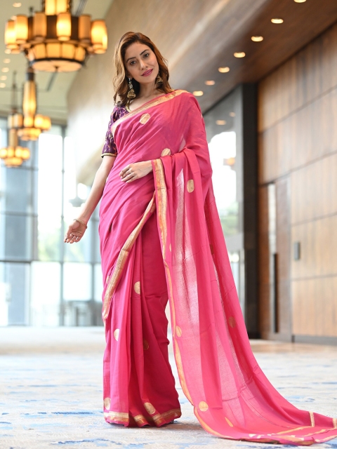 

BEATITUDE Pink & Gold-Toned Zari Pure Cotton Block Print Saree