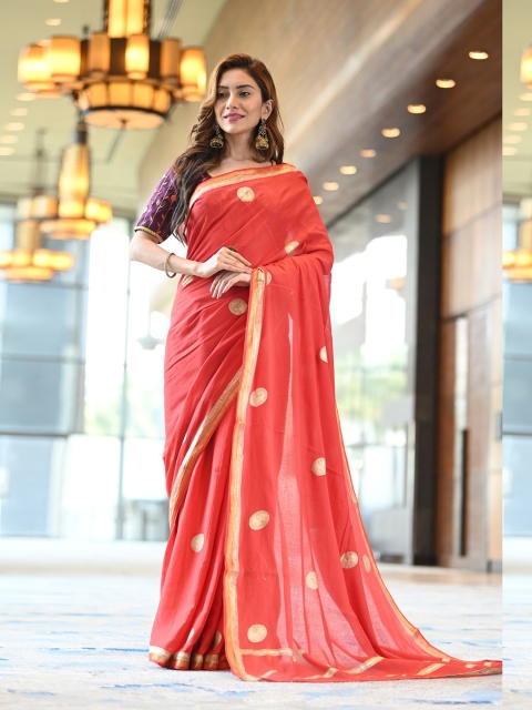 

BEATITUDE Red & Gold-Toned Zari Pure Cotton Block Print Saree