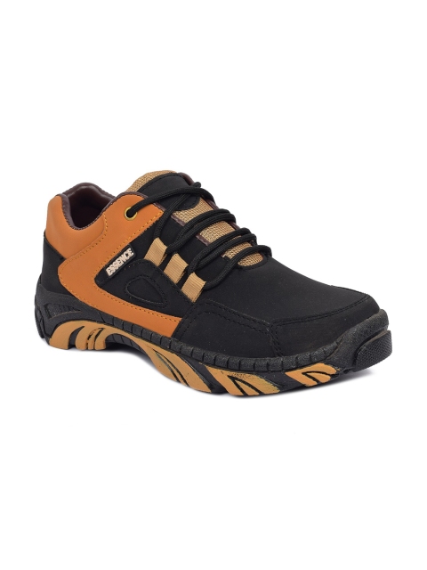 

essence Boys Black & Orange Trekking Non-Marking Shoes