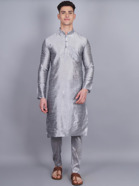

GRACIT Men Silver-Toned Dupion Silk Kurta with Pyjamas