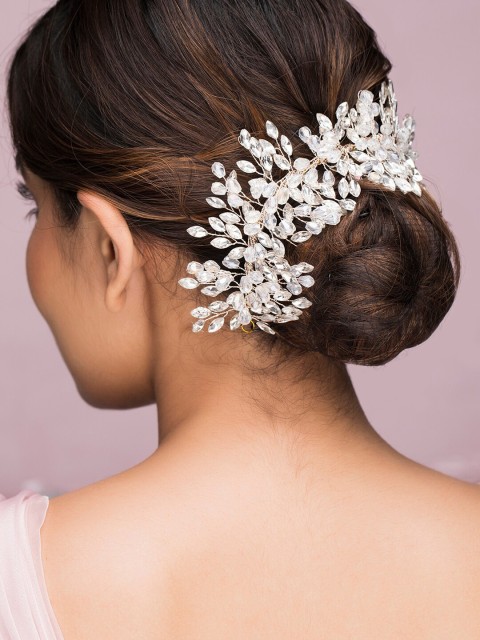 

Rubans Women White Embellished Hair Accessory