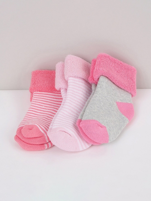 

max Girls Pack Of 3 Assorted Ankle-Length Cotton Socks, Multi