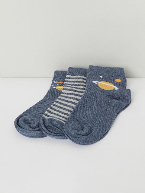 

max Boys Pack Of 3 Assorted Ankle-Length Cotton Socks