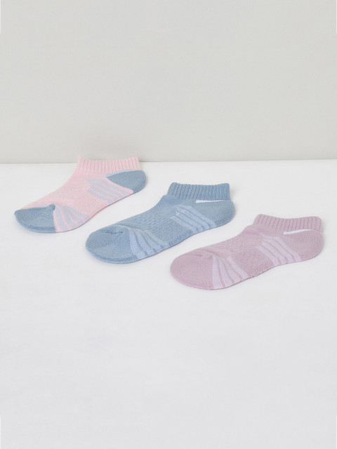 

max Girls Pack Of 3 Assorted Cotton Above Ankle-Length Socks