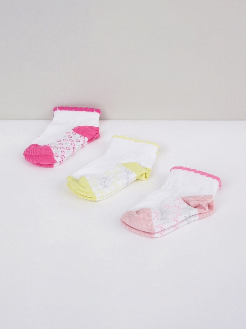 

max Girls Pack Of 3 Assorted Ankle-Length Cotton Socks