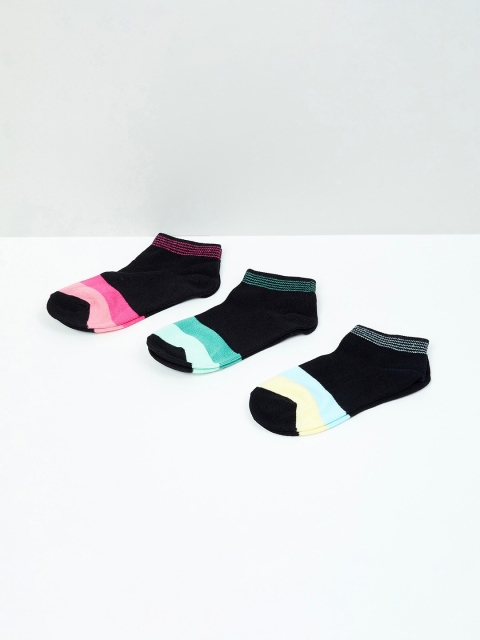 

max Girls Pack Of 3 Assorted Cotton Ankle-Length Socks