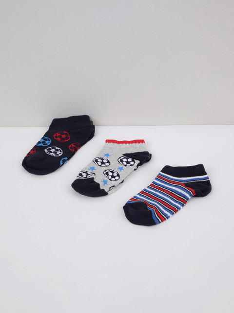 

max Boys Pack Of 3 Assorted Cotton Ankle-Length Socks