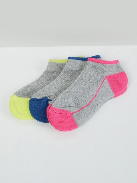 

max Girls Pack of 3 Assorted Ankle Length Cotton Socks