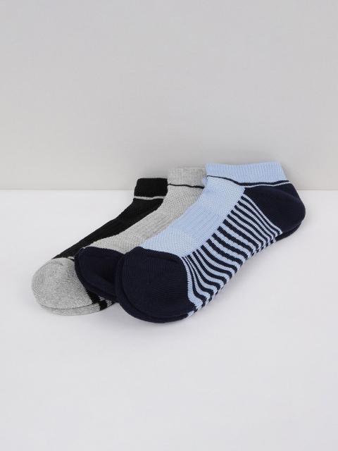 

max Men Pack Of 3 Assorted Cotton Ankle-Length Socks