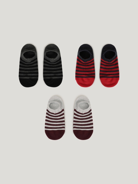 

max Men Pack of 3 Assorted Ankle Length Cotton Socks