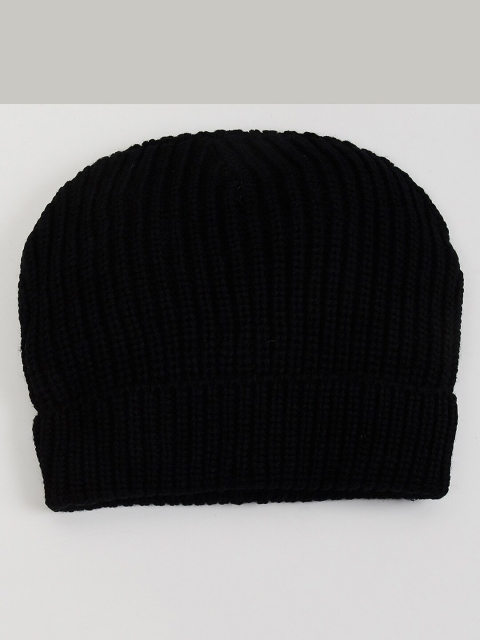 

max Men Black Beanie