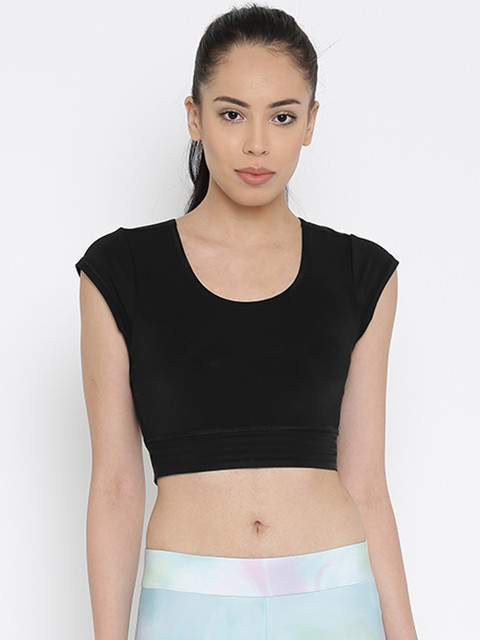 

Puma Women Black Explosive Crop Top