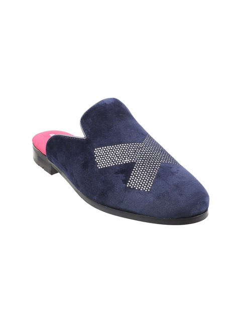 

DAVINCHI Men Blue & Pink Shoe-Style Sandals