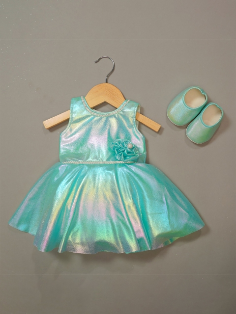 

Mumkins Green Dress